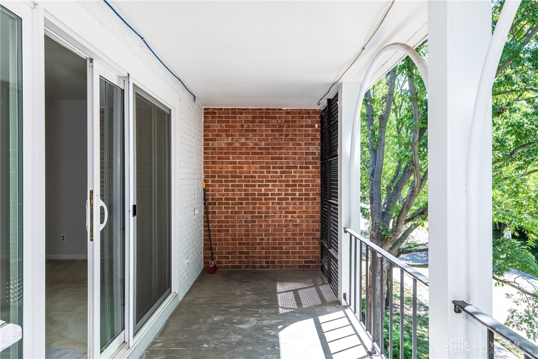 3265 Southdale Drive Unit: 9