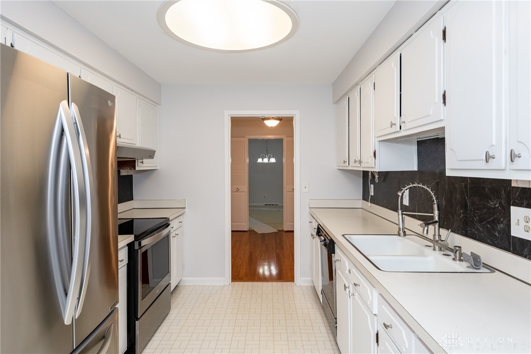 3265 Southdale Drive Unit: 9