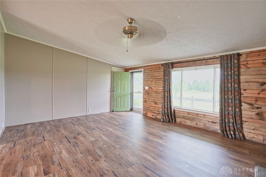 13663 NW Old US Hwy 35
