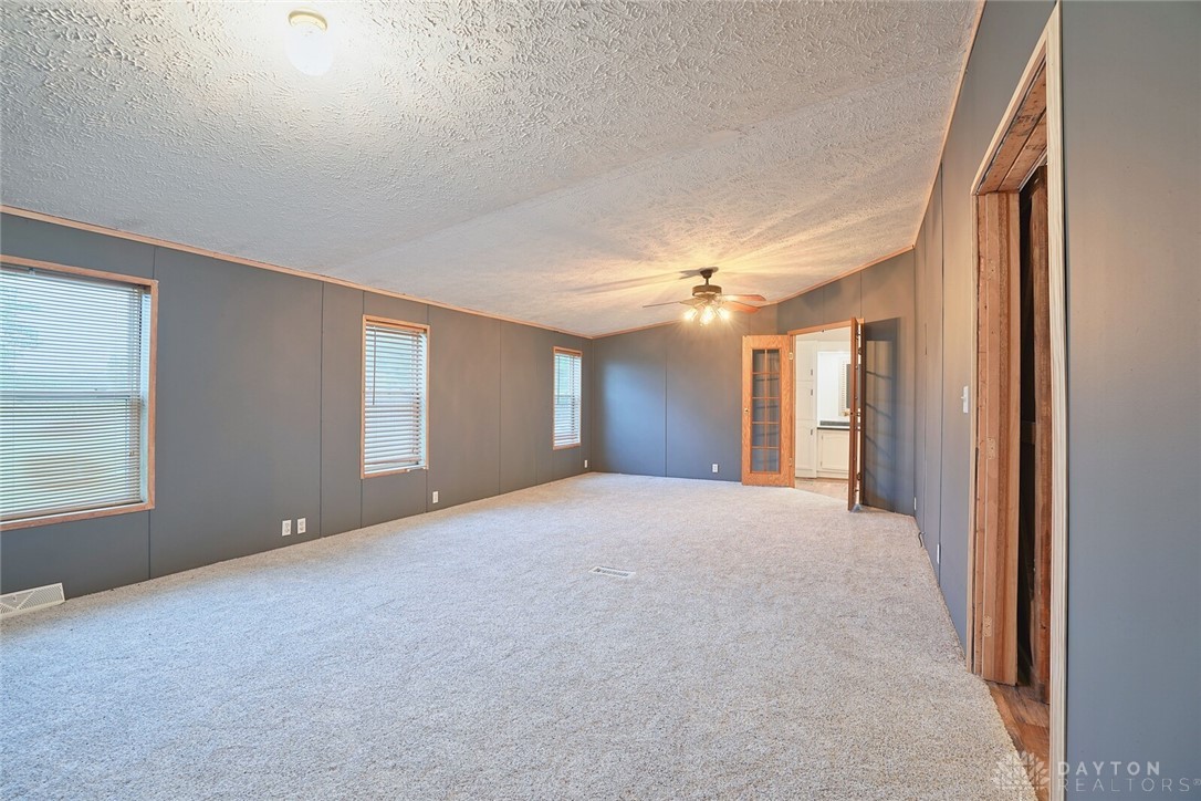 13663 NW Old US Hwy 35
