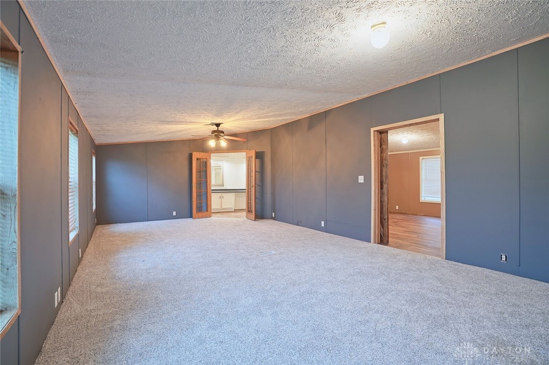 13663 NW Old US Hwy 35