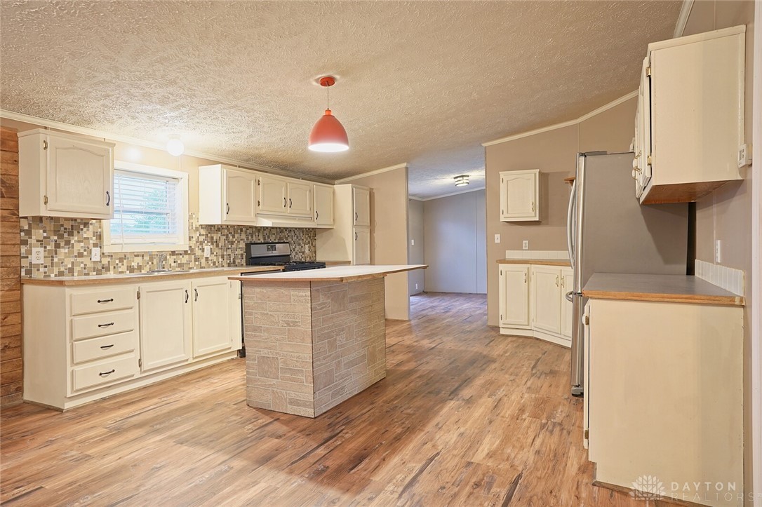 13663 NW Old US Hwy 35
