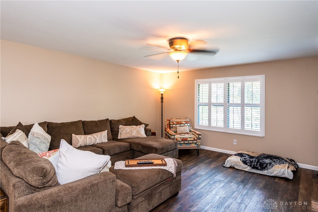 8439 Creek Bed Court