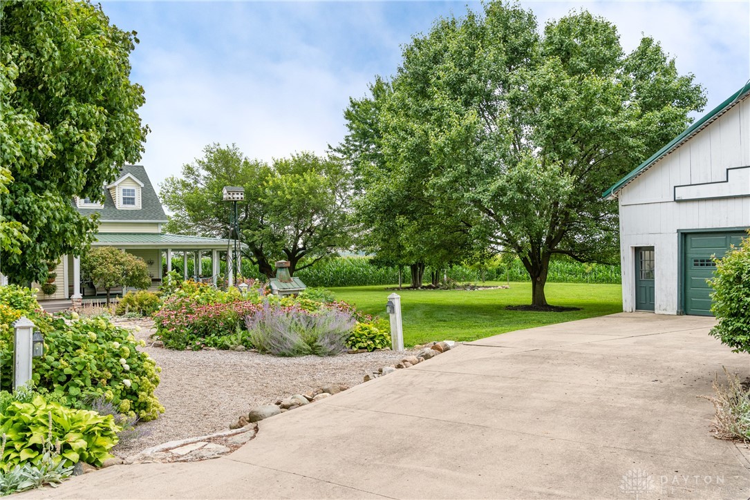 6434 Phillipsburg Union Road