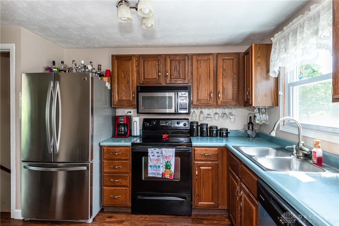 2378 Cross Village Drive