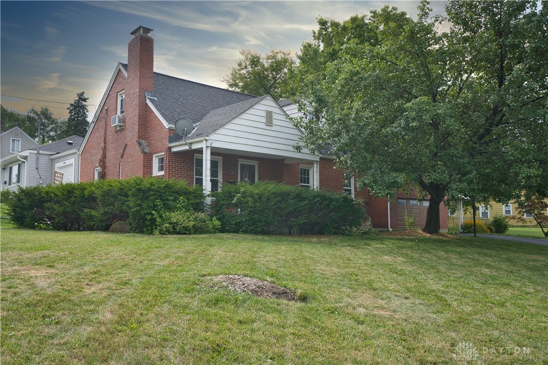 1201 Highland Street