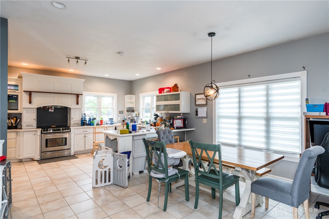 1008 Fleck Avenue