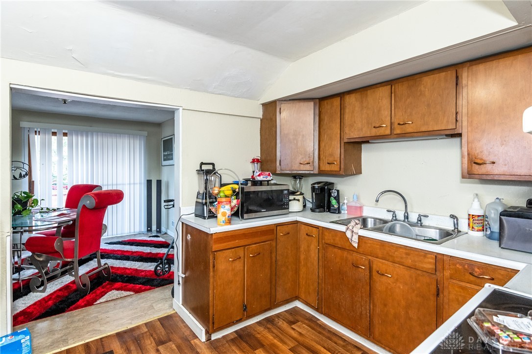 421 W Funderburg Road