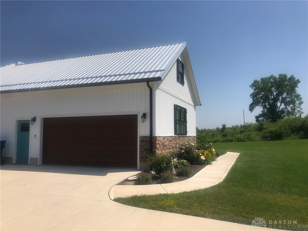 6534 Fowler Road