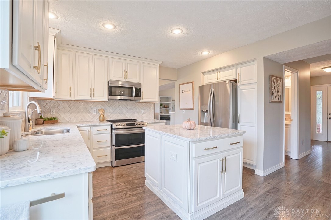 2432 Dutch Mill Drive