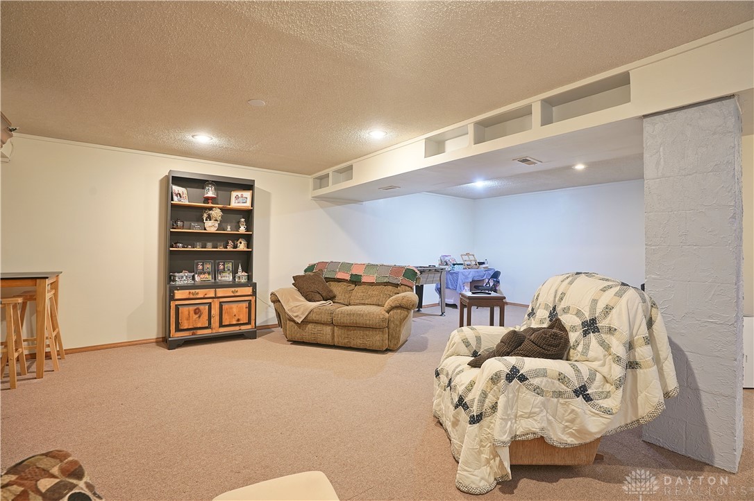 415 N Curry Road