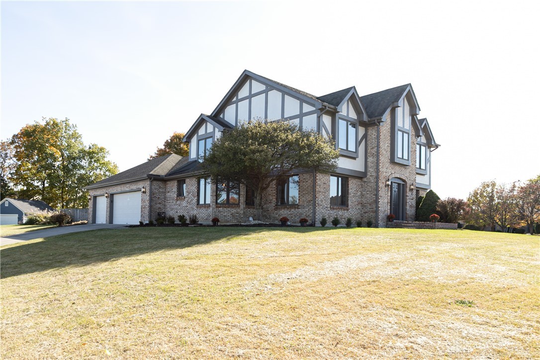 1888 Rich Court