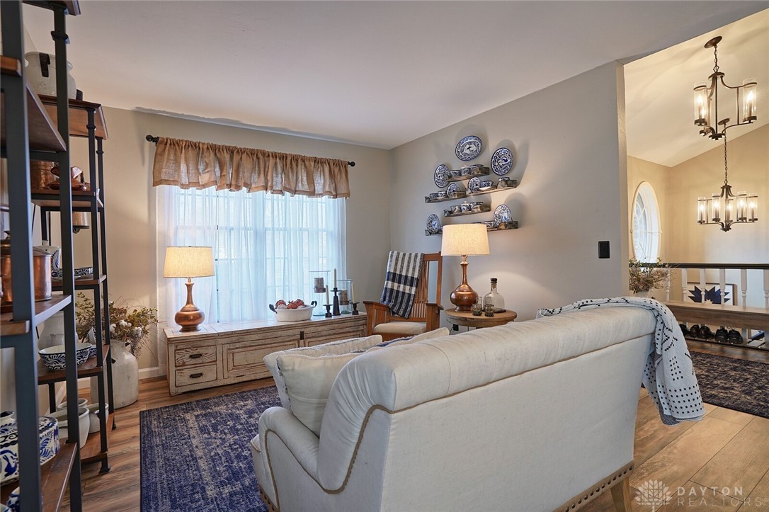 6768 Winding Cove