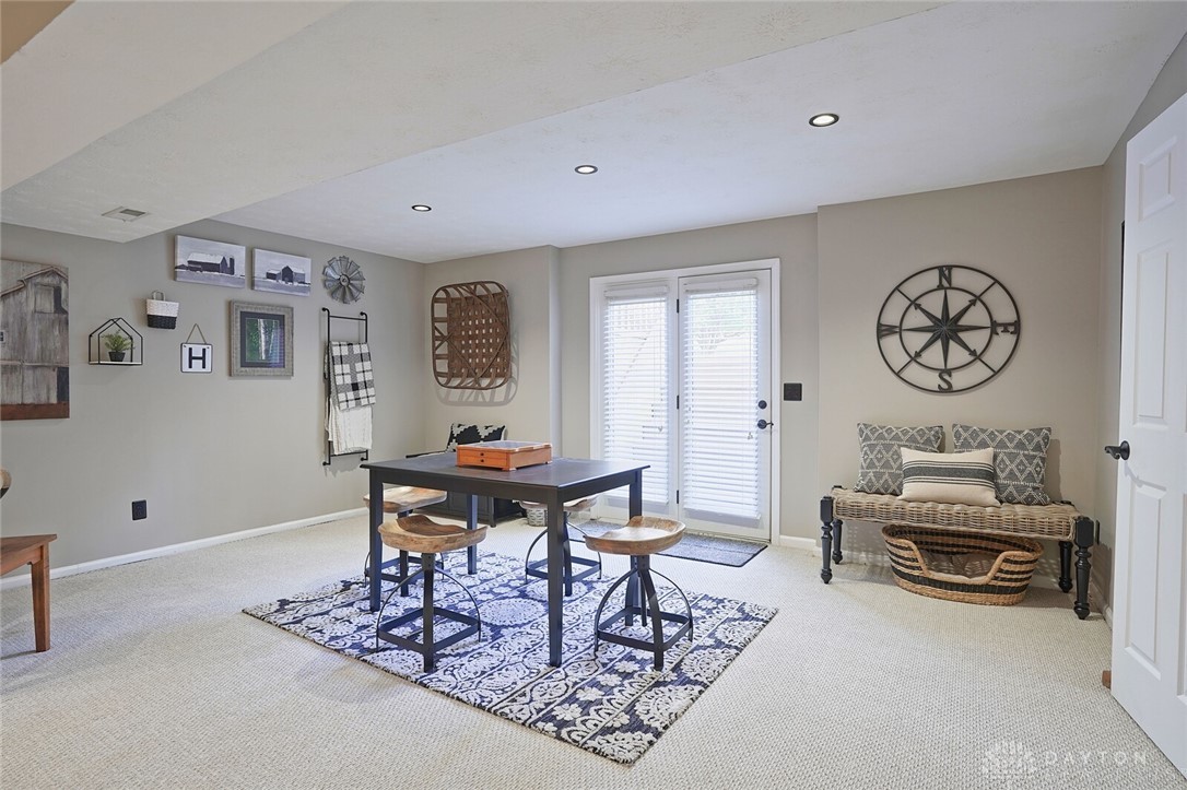 6768 Winding Cove