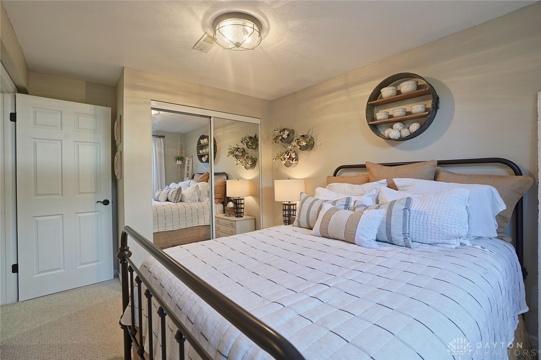 6768 Winding Cove