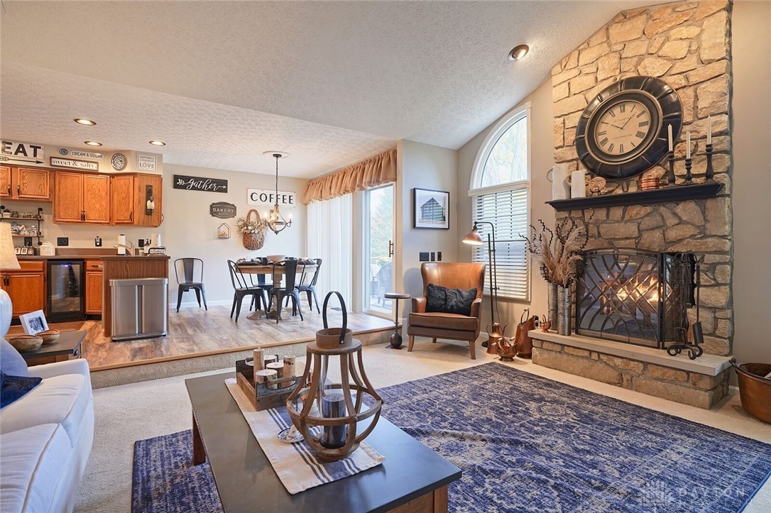 6768 Winding Cove