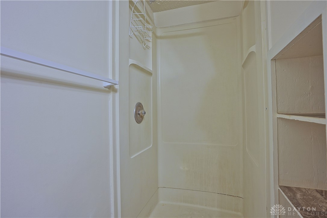 126 S Washington Street Unit: 3