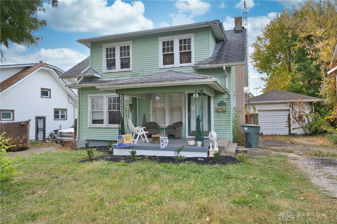 30 Redwood Avenue