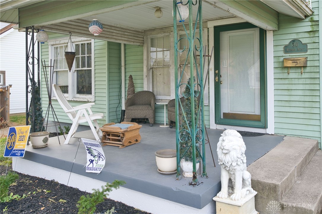 30 Redwood Avenue