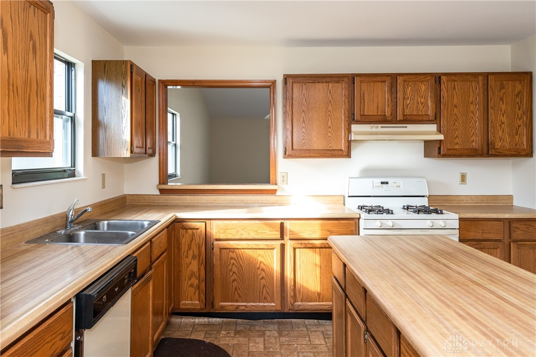 8831 Watergate Drive
