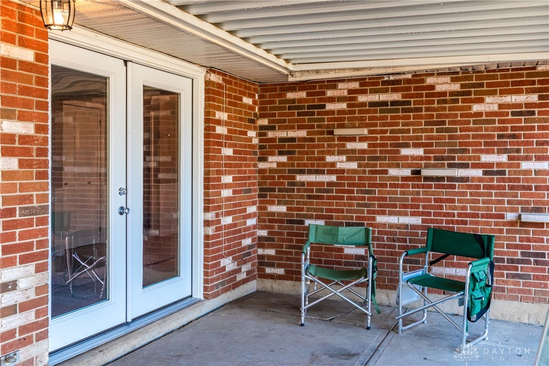 643 Sharon Drive