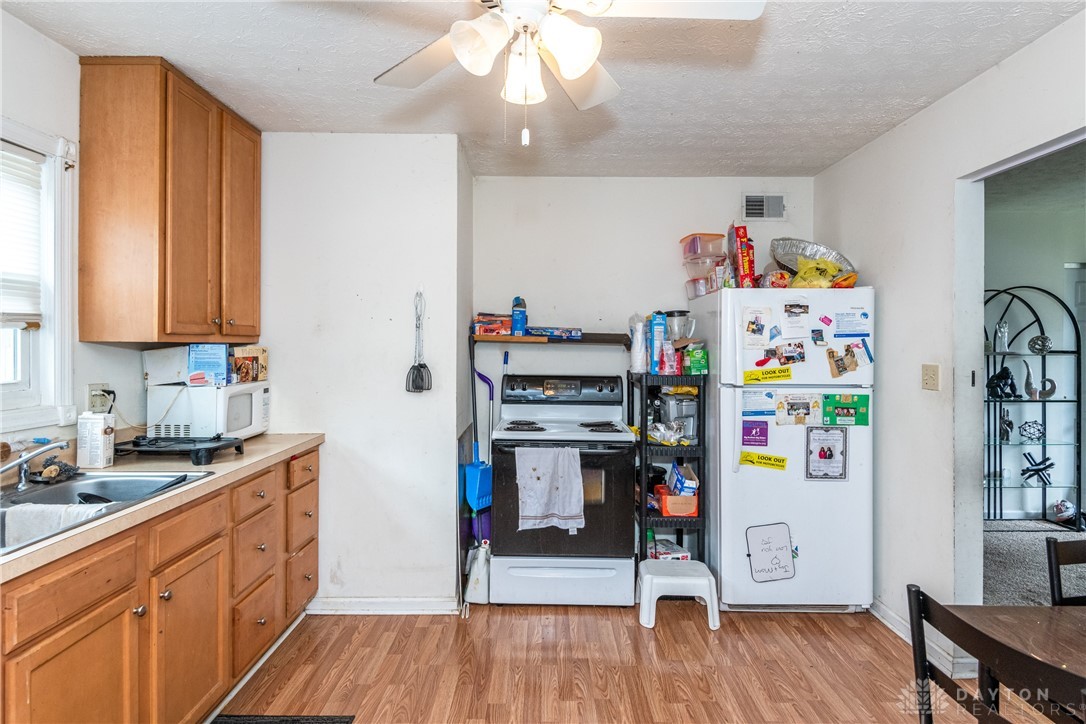 1177 Date Street