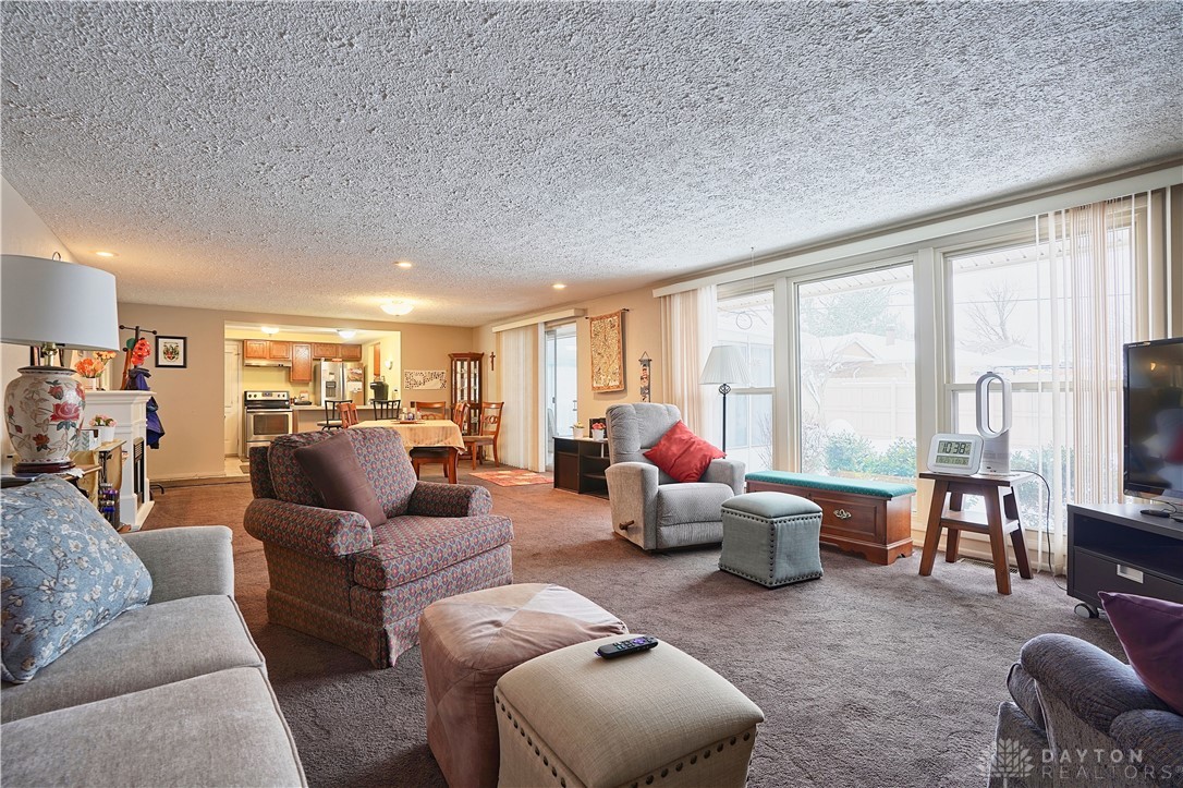 4941 Arrowhead Drive