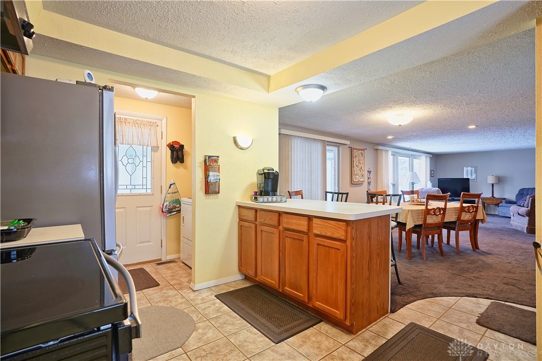 4941 Arrowhead Drive
