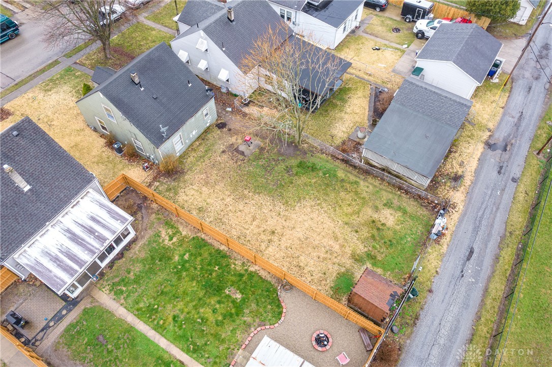 833 Cottage Avenue