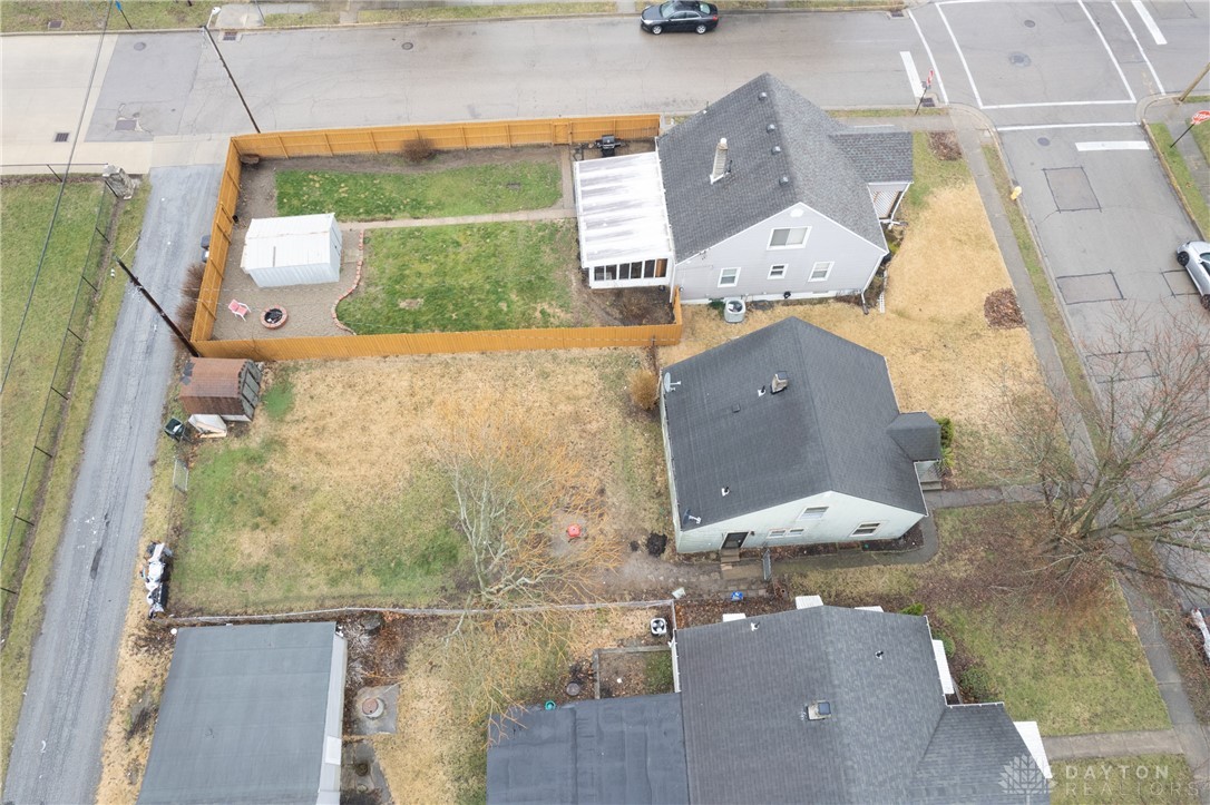 833 Cottage Avenue