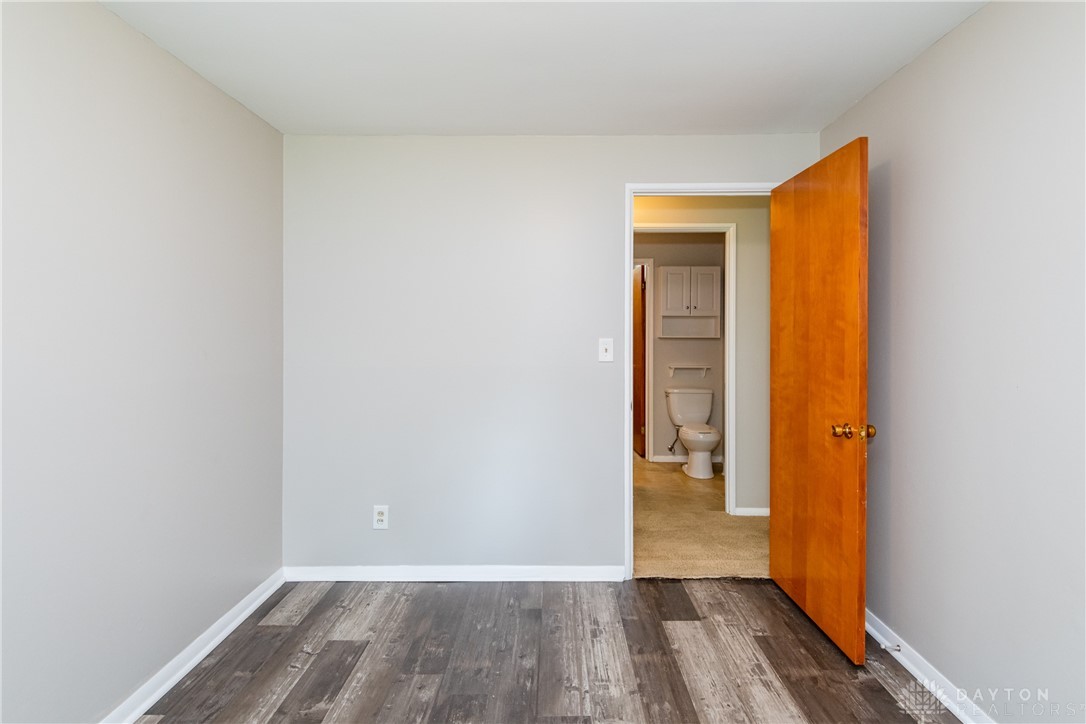 1041 Georgian Drive