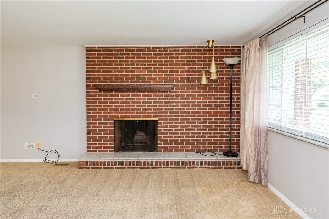 1041 Georgian Drive