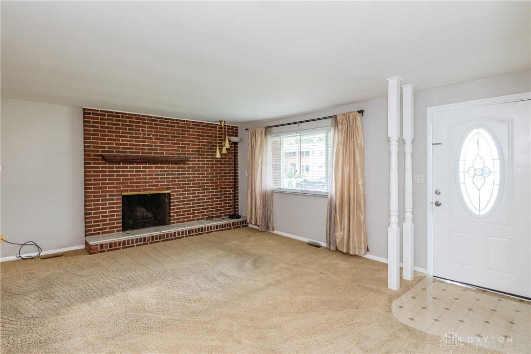 1041 Georgian Drive