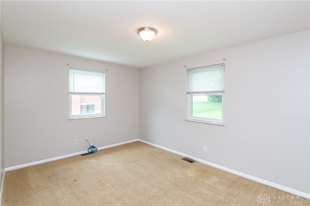 1041 Georgian Drive