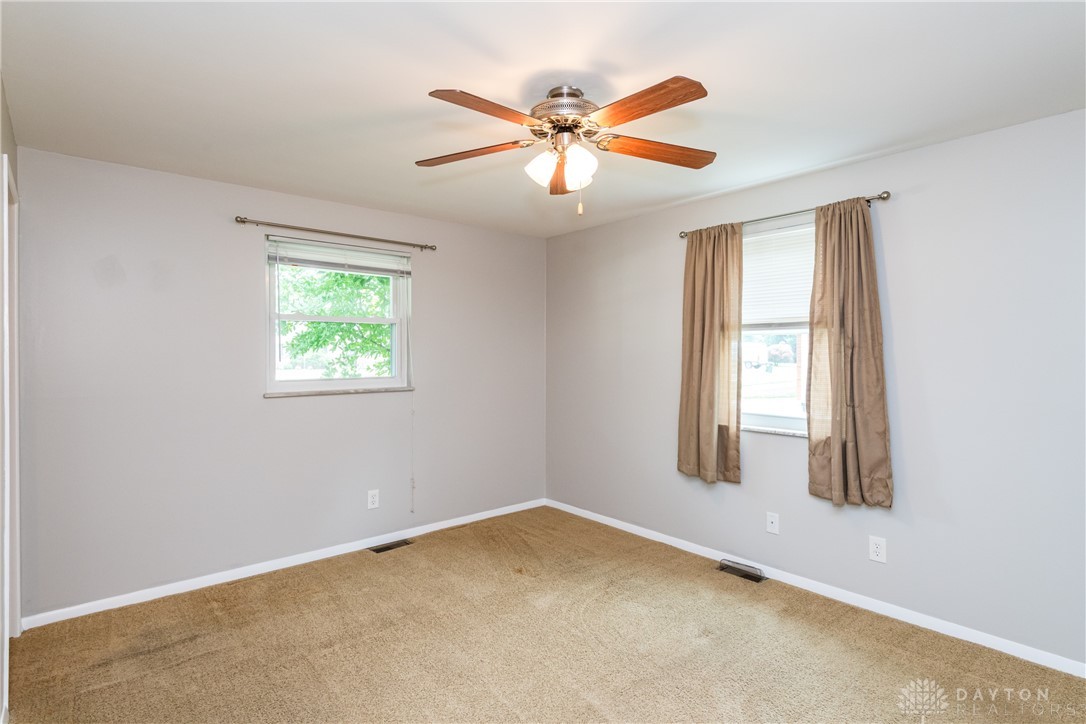 1041 Georgian Drive