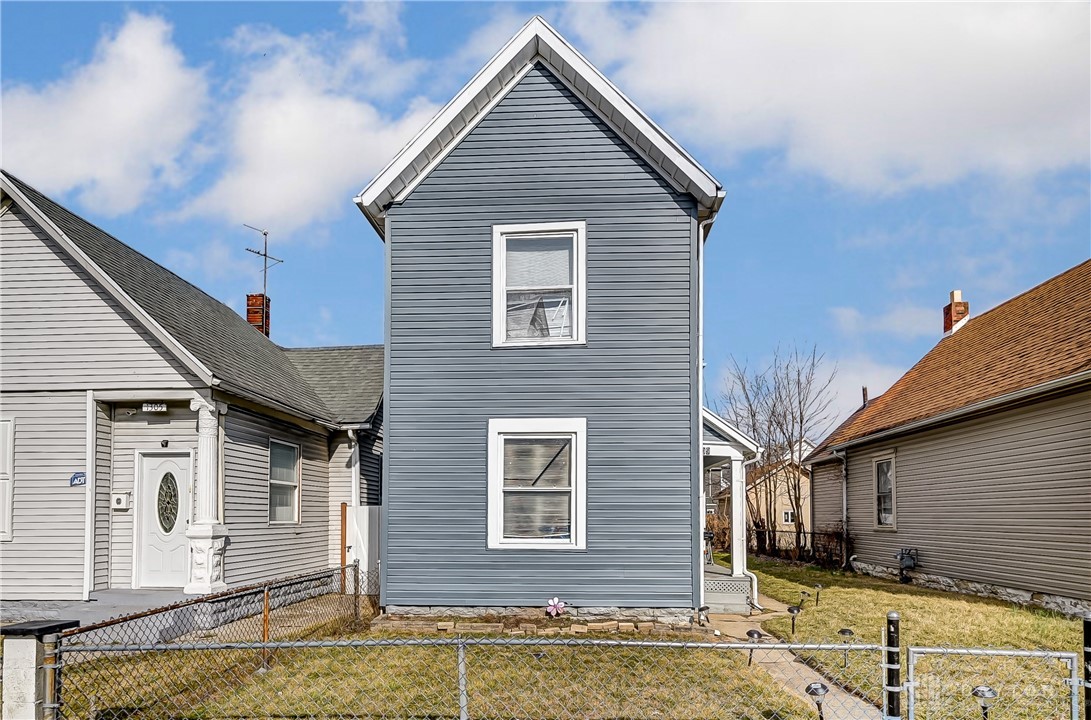 1309 Leonhard Street