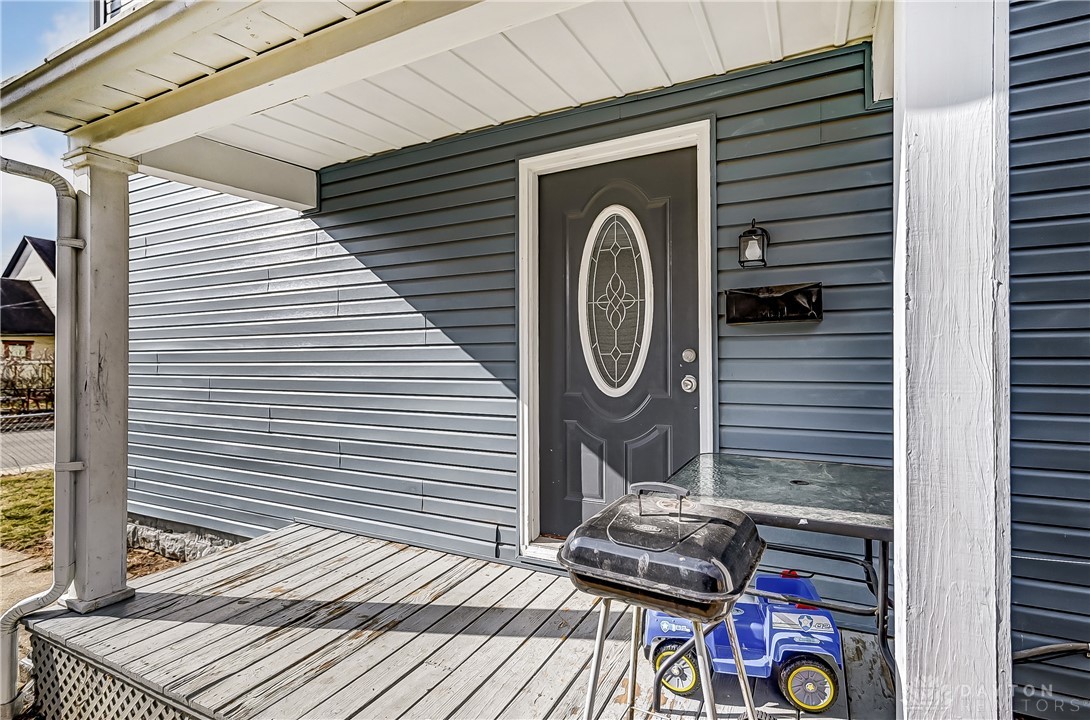 1309 Leonhard Street