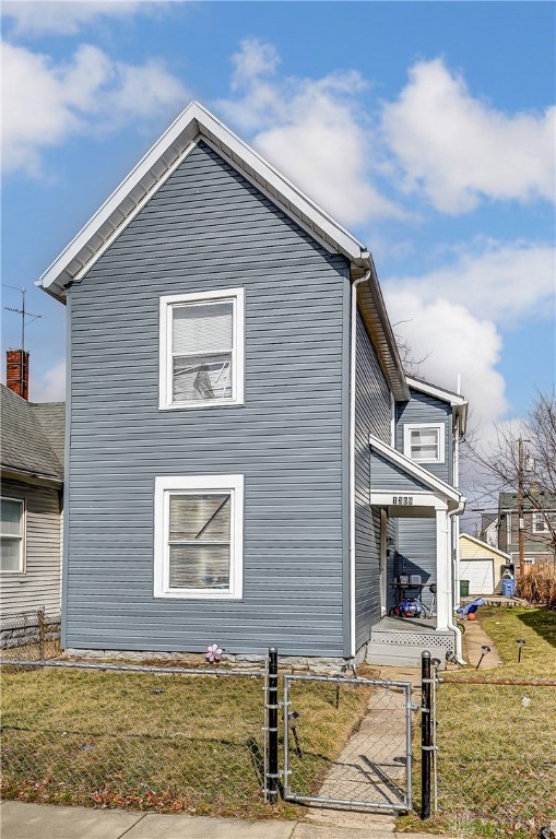 1309 Leonhard Street