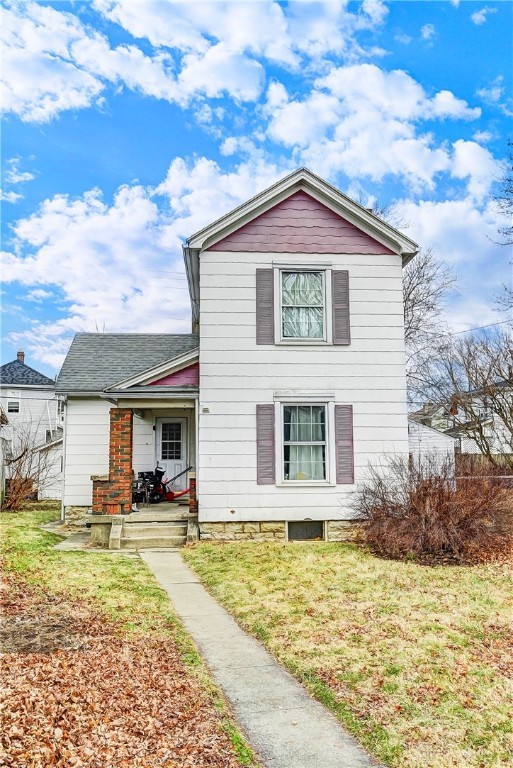 3405 E 5th Street