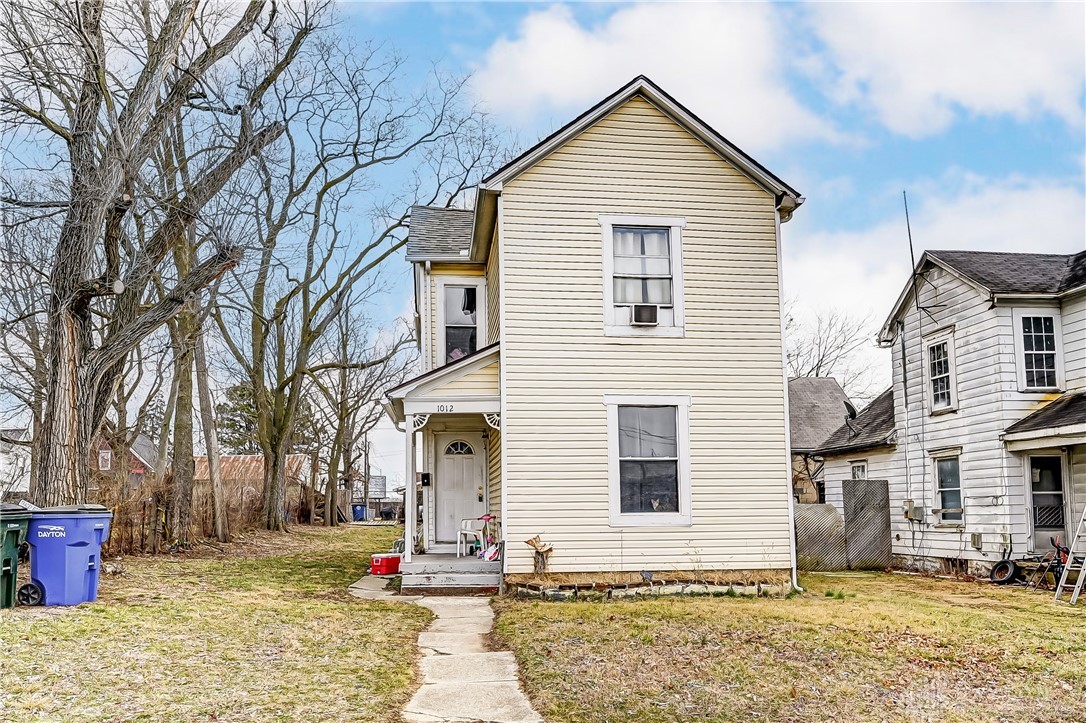1012 Saint Adelbert Avenue