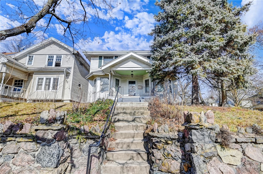 127 Iroquois Avenue