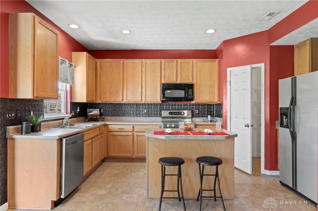 1950 Spring Ridge Drive