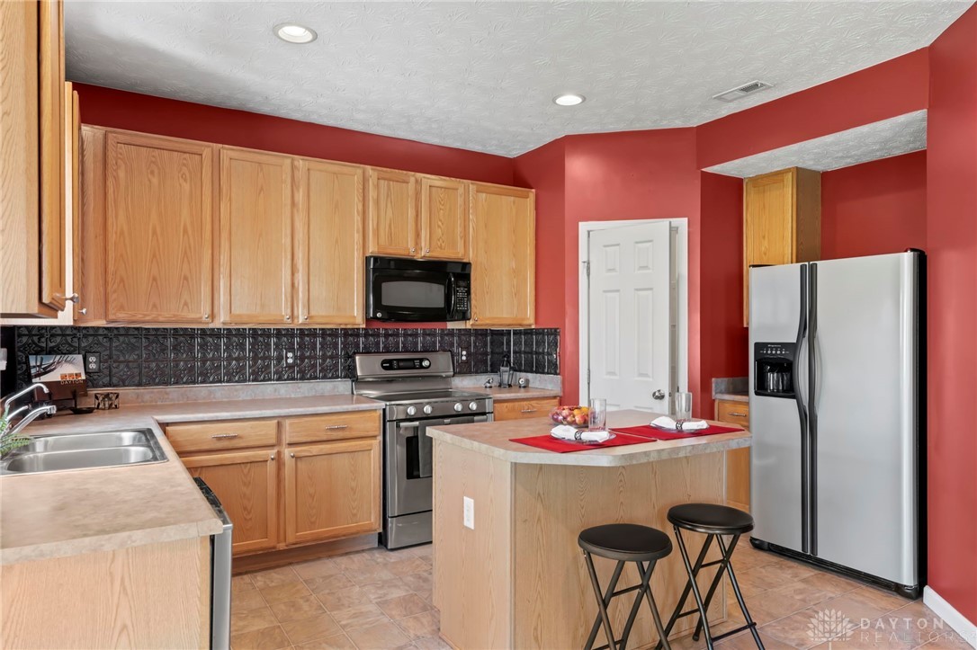 1950 Spring Ridge Drive