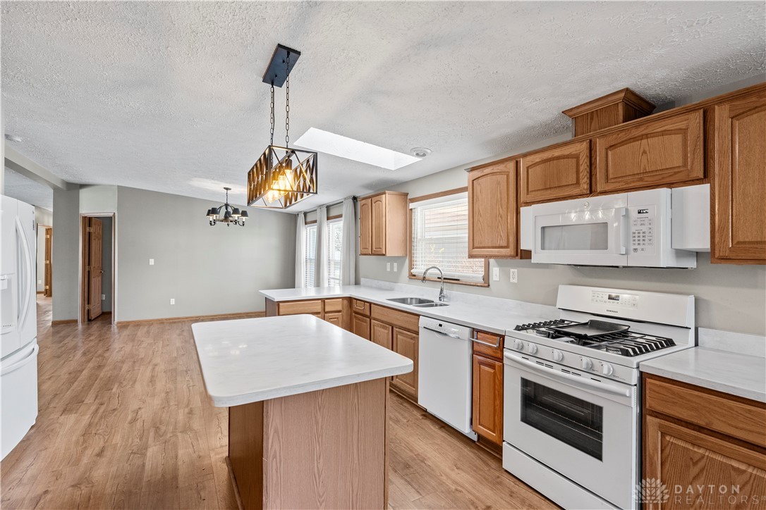 555 Park Hills Crossing 01