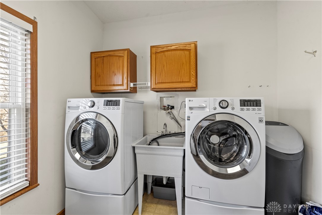 555 Park Hills Crossing 01