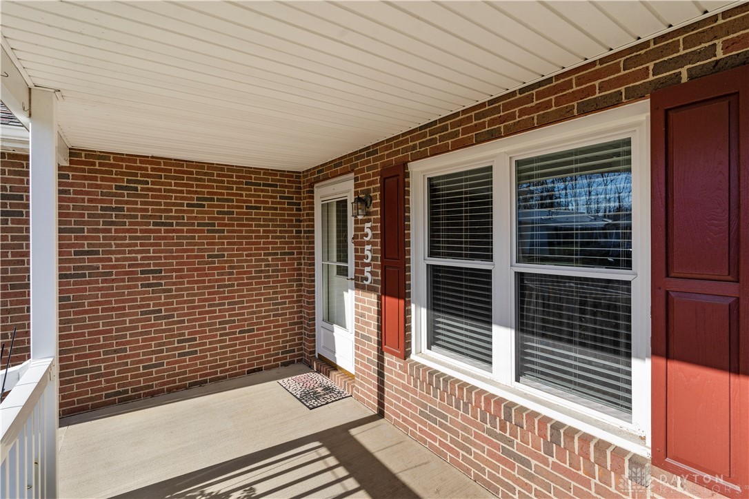 555 Park Hills Crossing 01