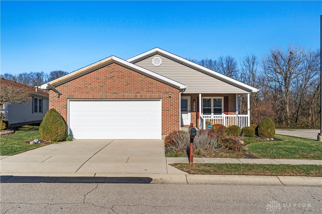 555 Park Hills Crossing 01