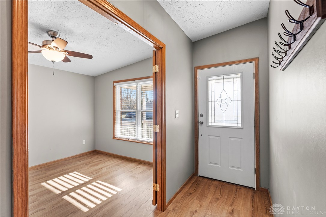 555 Park Hills Crossing 01