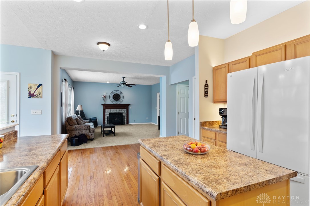 2709 Majestic Oaks Court
