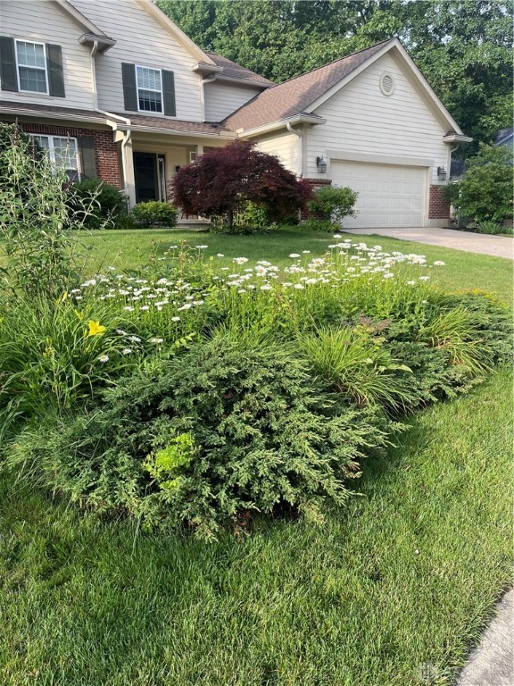 2709 Majestic Oaks Court